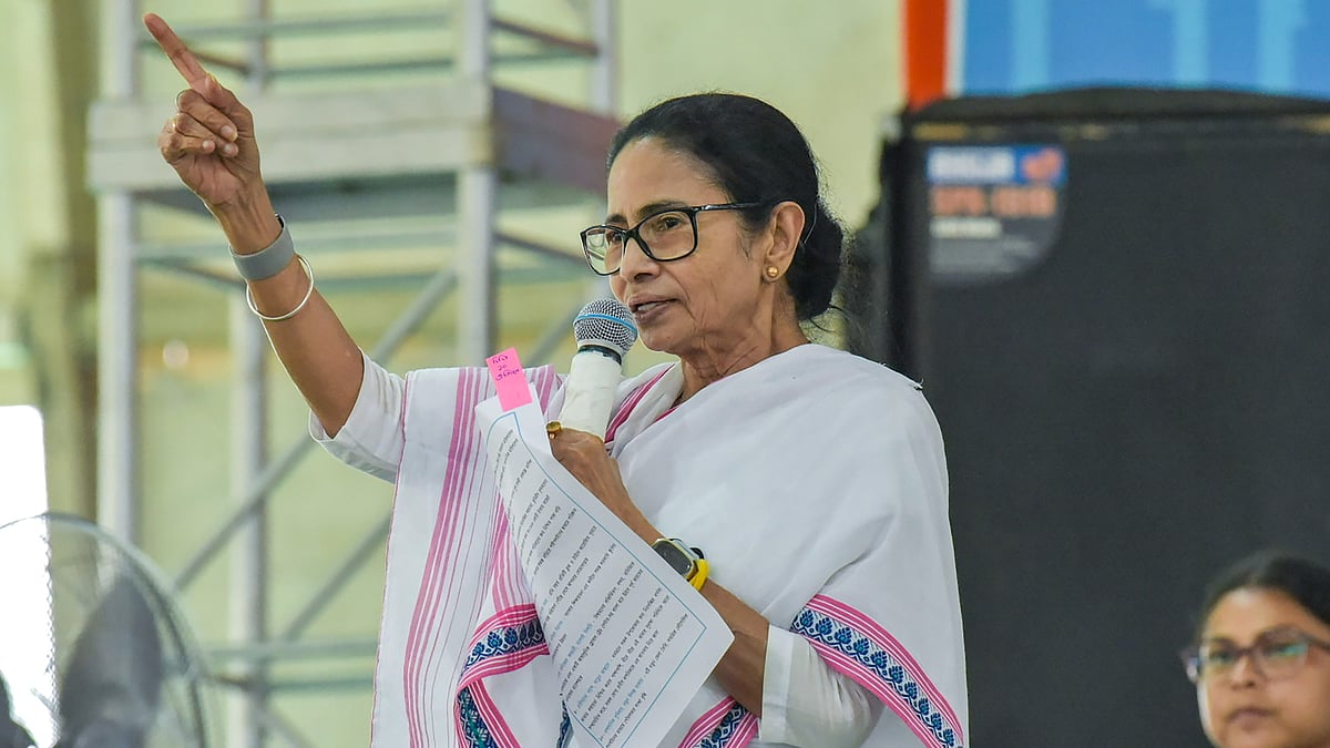 Mamata woos Marwari community, calls them integral to ‘Bengal family’