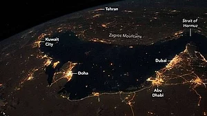 Russia, China, France veto UNSC resolution to reopen Strait of Hormuz