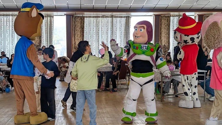 Hope and small joys for children in Tehran hospital amid war