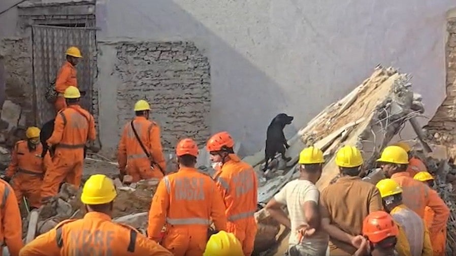 MP building collapse: 3 rescued alive, search on; probe launched