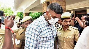 Tamil Nadu: Death penalty for 9 cops in Sathankulam custodial deaths case