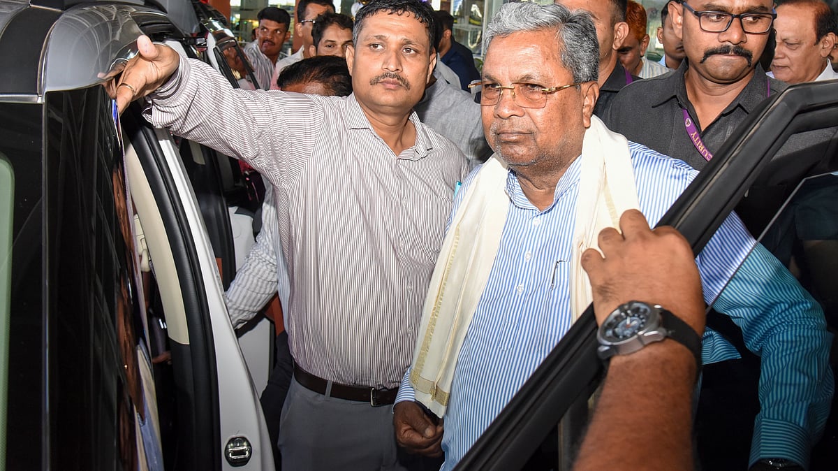 Fuel mismanagement leading to full-blown livelihood crisis: Congress