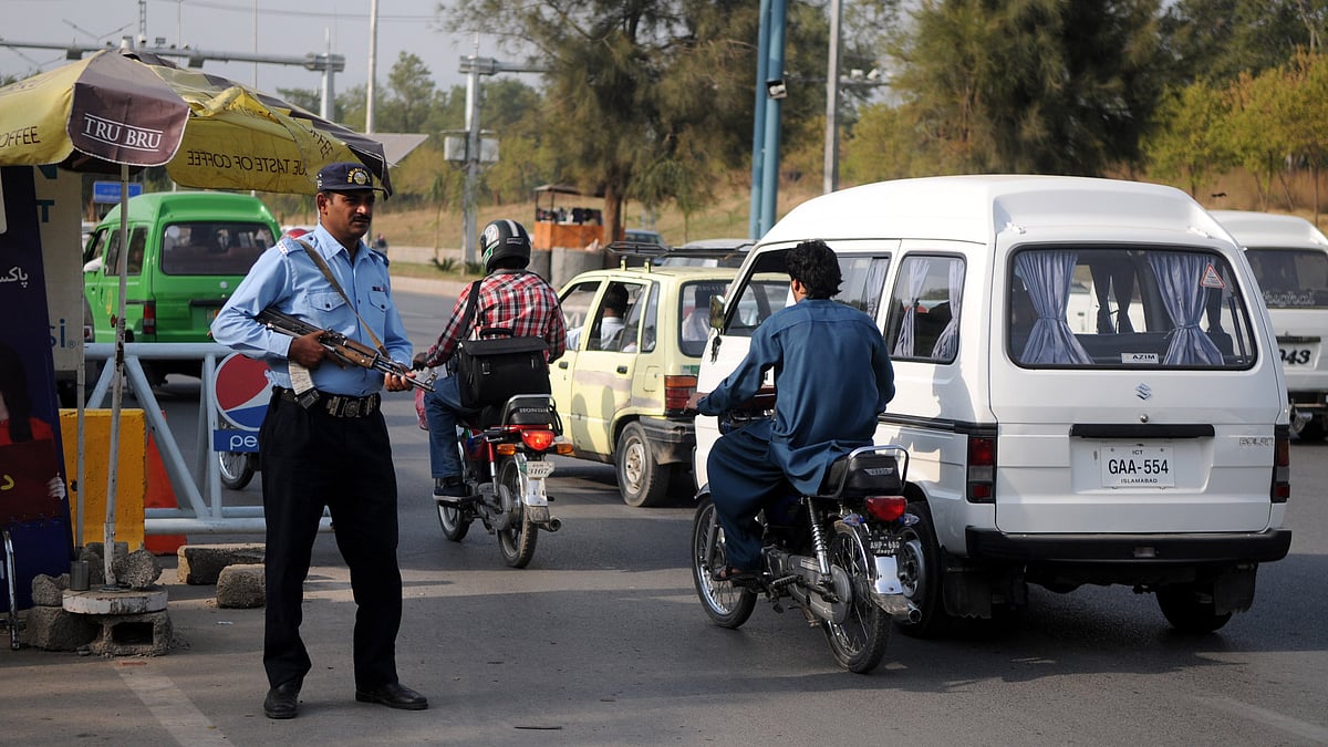 Pakistan faces rising food, fuel, and transport costs amid LPG, gas shortages