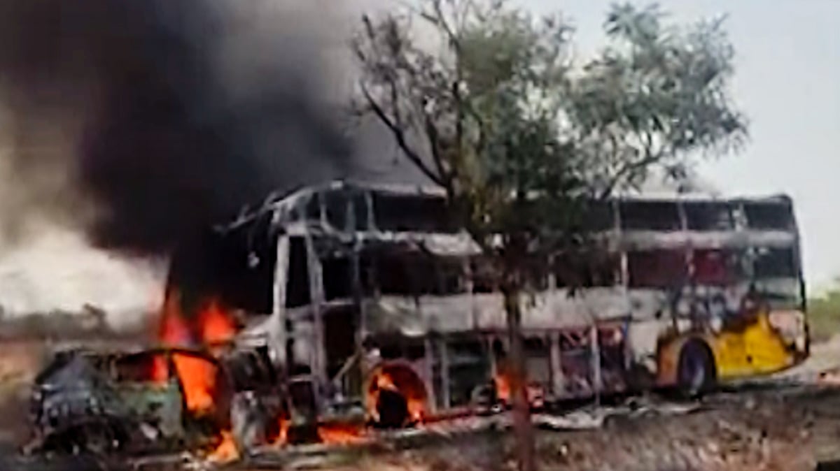 Karnataka: Nine from same family killed in fiery head-on crash with bus