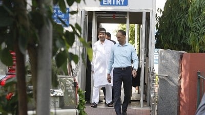 NIA arrests separatist leader Shabir Shah in decades-old case