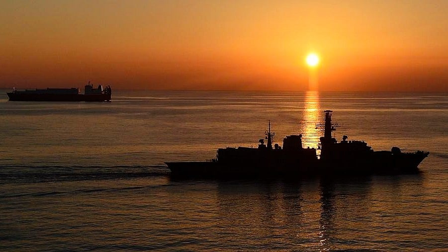 Iran threatens to close Hormuz again as US maintains its blockade