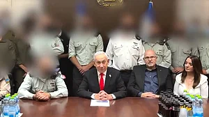 Israeli PM Benjamin Netanyahu with officials.