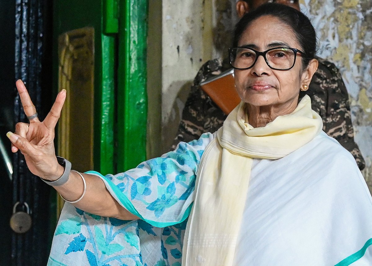 CM and TMC candidate from Bhabanipur Mamata Banerjee after voting in Kolkata, 29 April (photo: PTI)