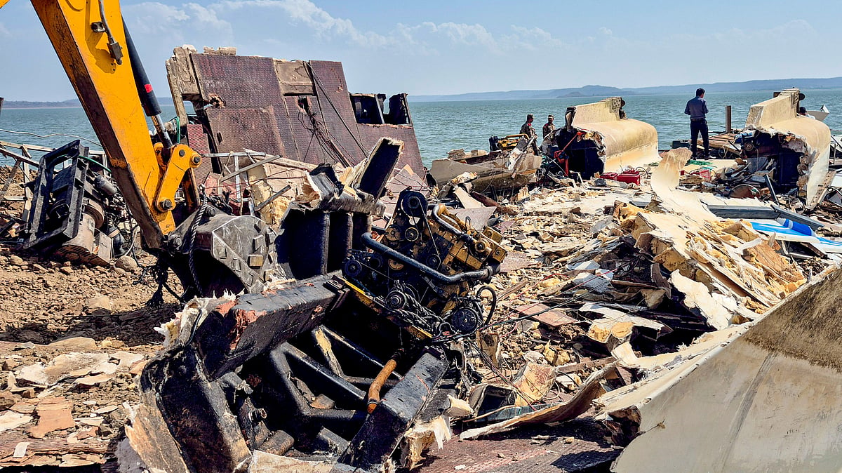 MP boat tragedy: Death toll climbs to 12; search on for one missing person