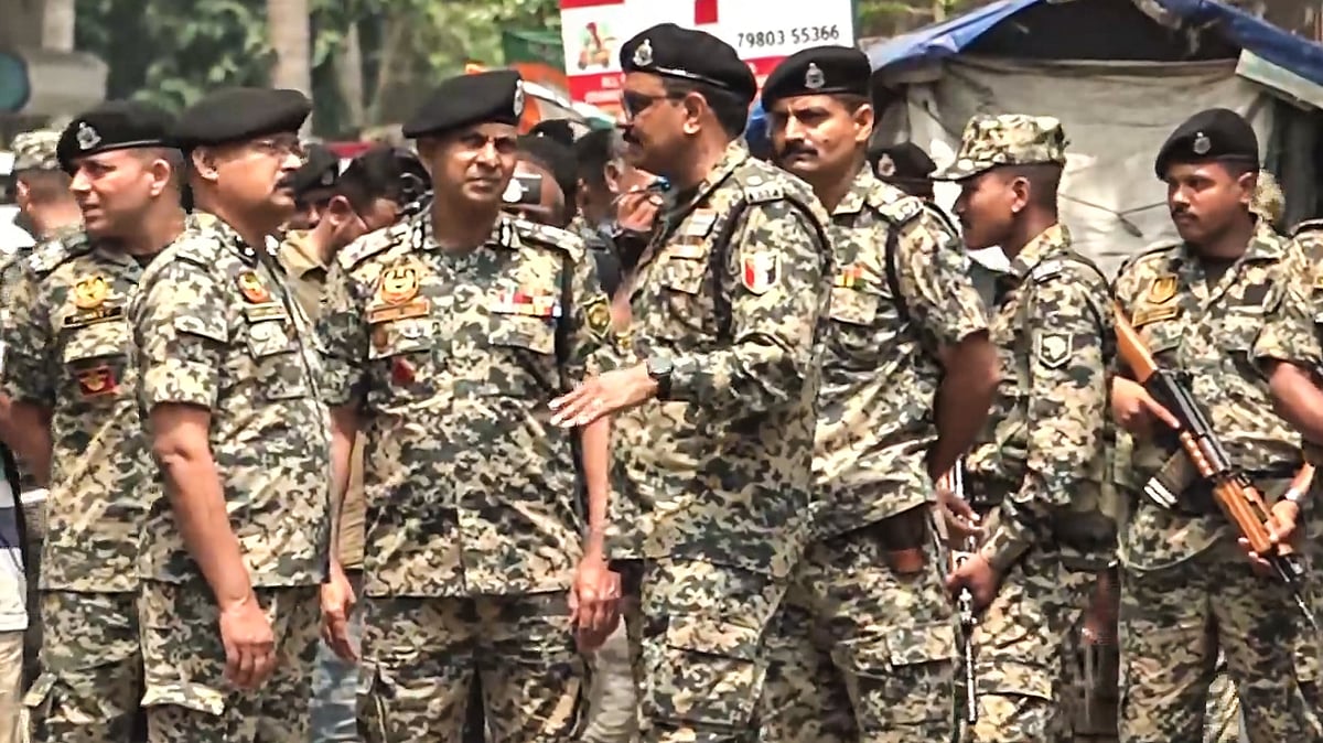 BSF DG Praveen Kumar inspects the spot where Chandranath Rath was shot dead in Kolkata.
