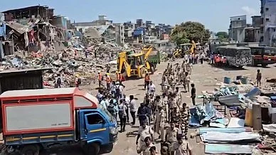 The slum demolition drive at Bandra East