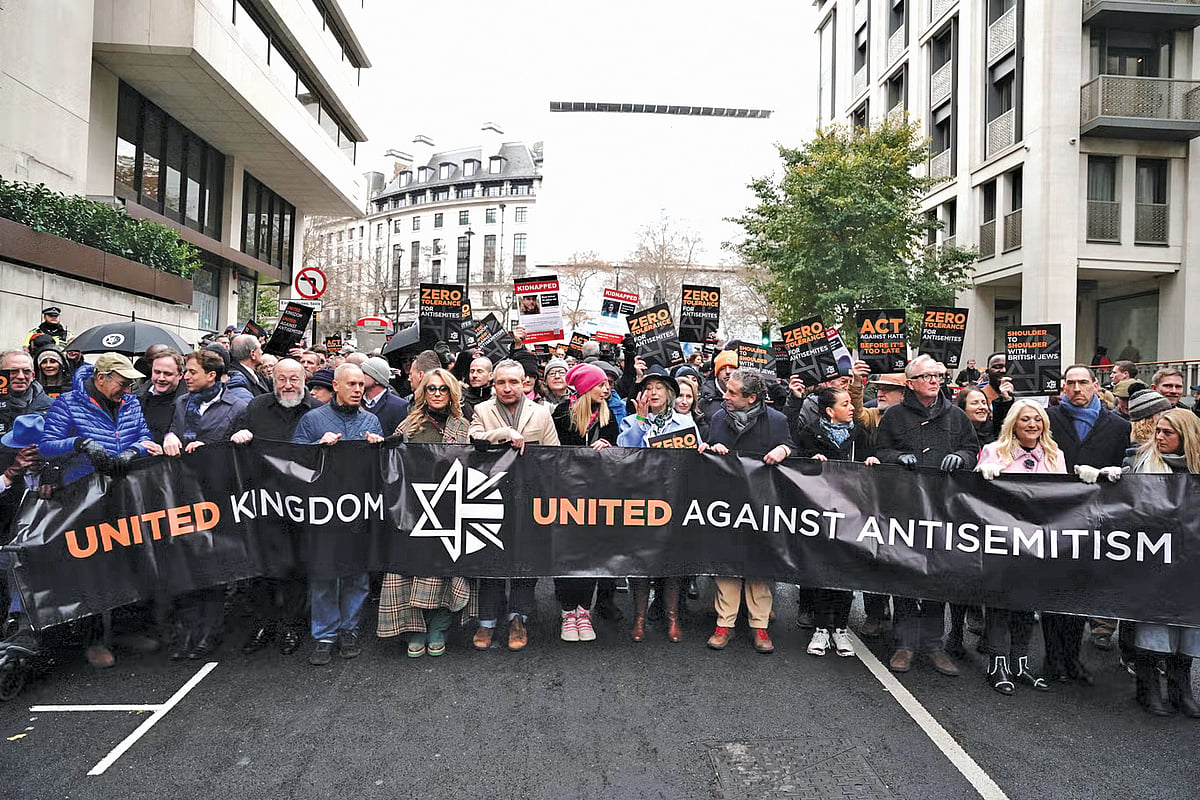Muslims march in London against growing antisemitism