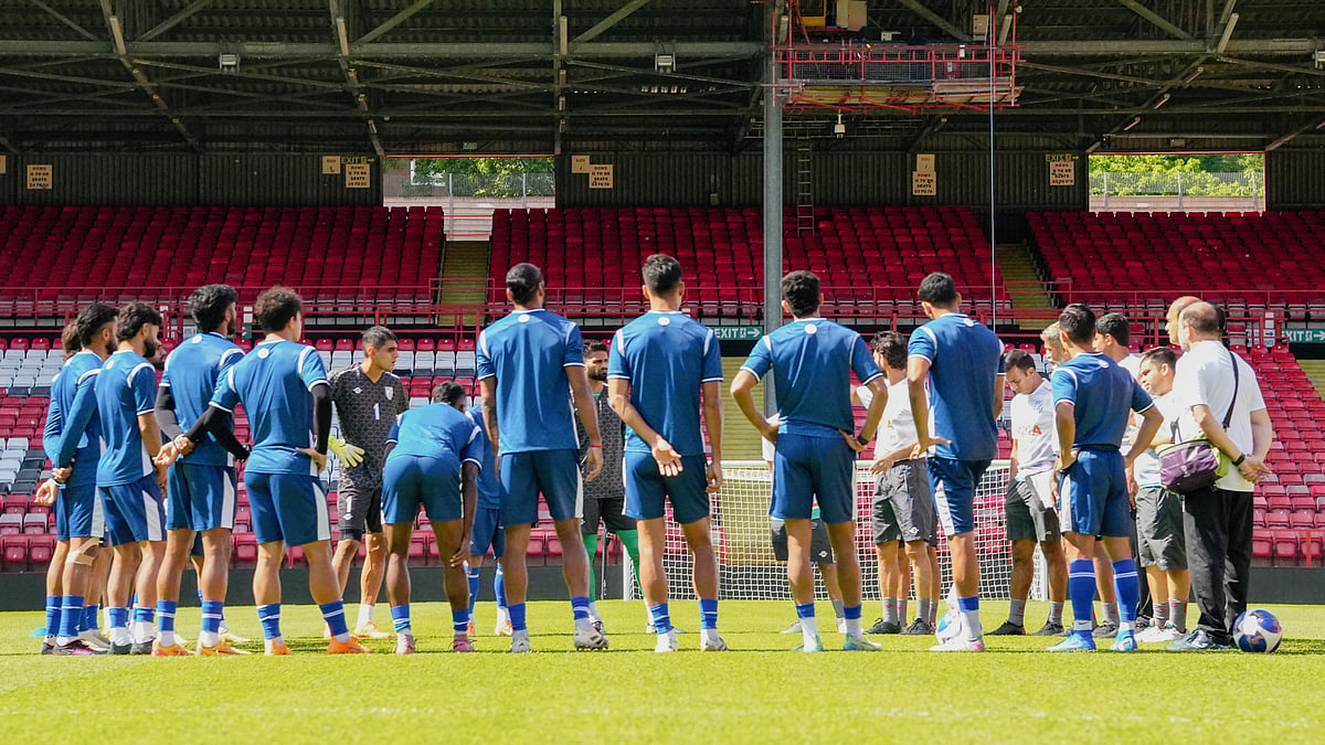 Indian men's team are all ears to Khalid Jamil during a training session in the UK