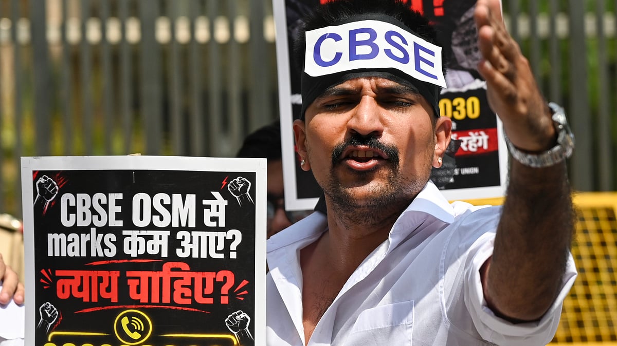 An NSUI protest against CBSE over discrepancies in the On-Screen Marking system, in New Delhi, 28 May