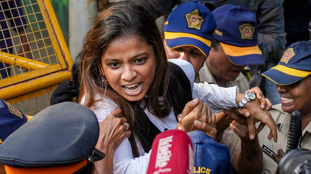 Youth Congress workers detained during Mumbai march over NEET, CBSE row