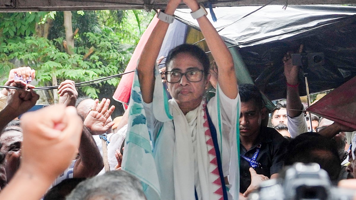 First split in TMC's 28-year history as rebels seize control of legislature party