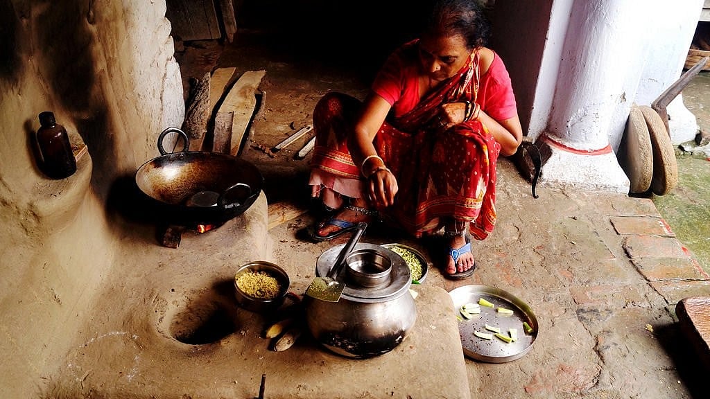 Congress attacks Centre over Ujjwala subsidy cut, says govt ‘intoxicated by power’