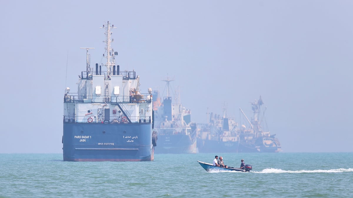 Anchored vessels in the Strait of Hormuz off Bandar Abbas, 11 June
