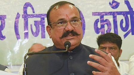 Maha Congress attacks Shiv Sena-UBT MPs’ rebellion as betrayal of MVA mandate