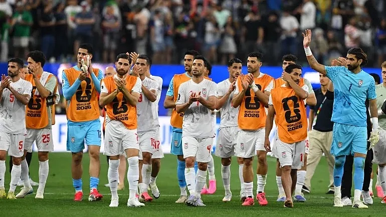 Thank you: Iran after drawing 2-2 with New Zealand in their World Cup opener
