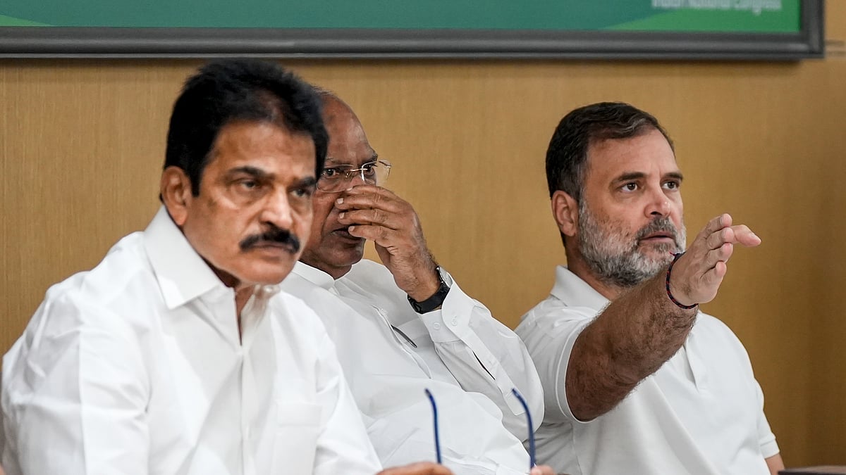 Congress general secretary K.C. Venugopal with Lok Sabha LoP Rahul Gandhi