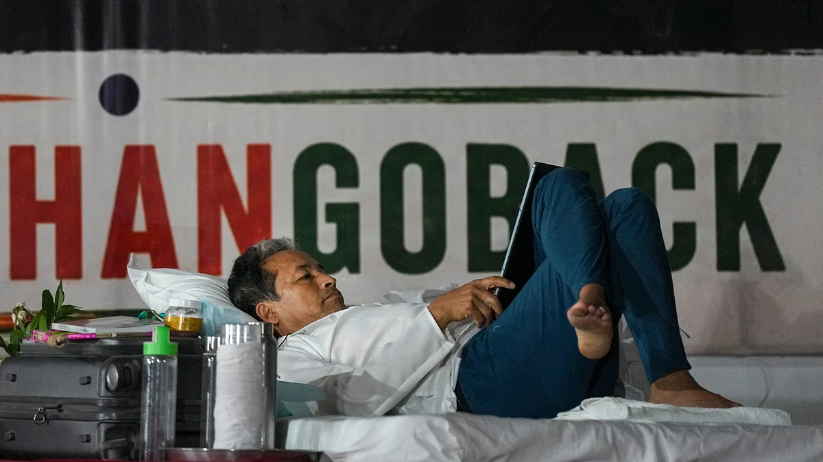 Sonam Wangchuk protests in New Delhi.