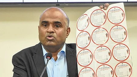 The CEO’s office said 77,624 voters had submitted their forms online