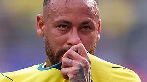 Neymar says goodbye