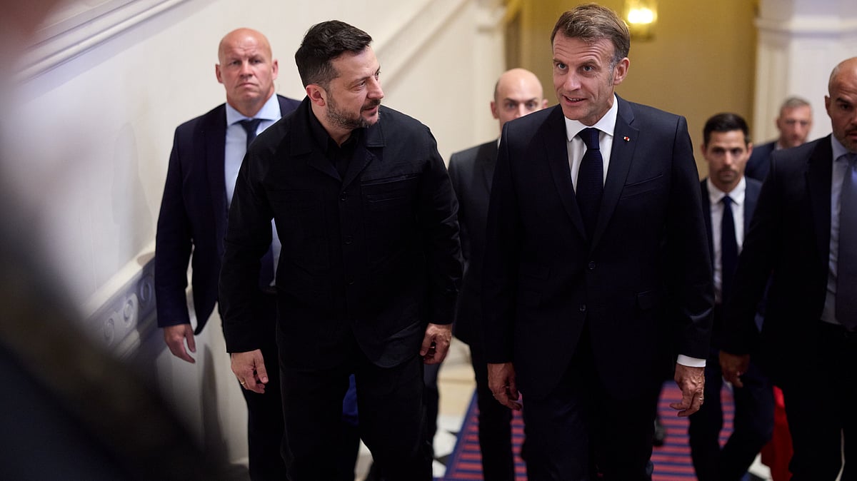 Volodymyr Zelenskyy with Emmanuel Macron in Paris on 13 July