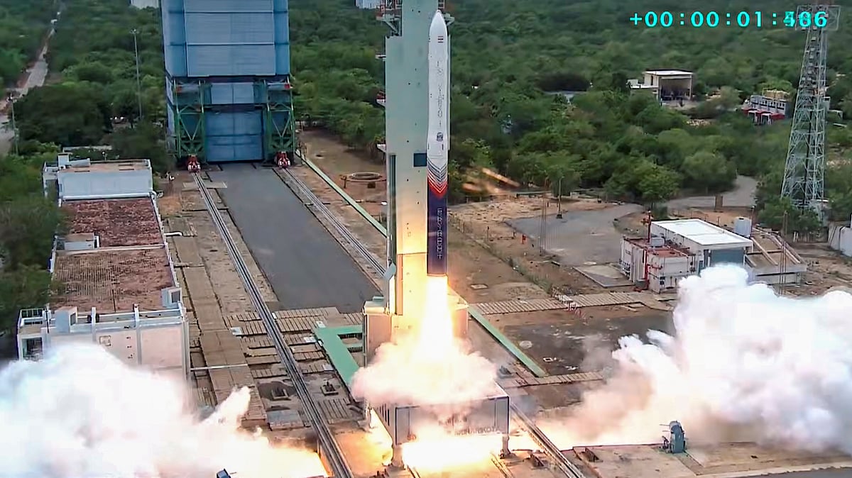 Sriharikota: Country's first pvt orbital rocket Vikram-1 lifts off