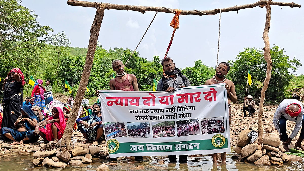 Police clear Ken-Betwa project protest site in Madhya Pradesh after 15-day agitation