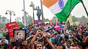 A protest in support of Sonam Wangchuk and the CJP in Prayagraj, 20 July