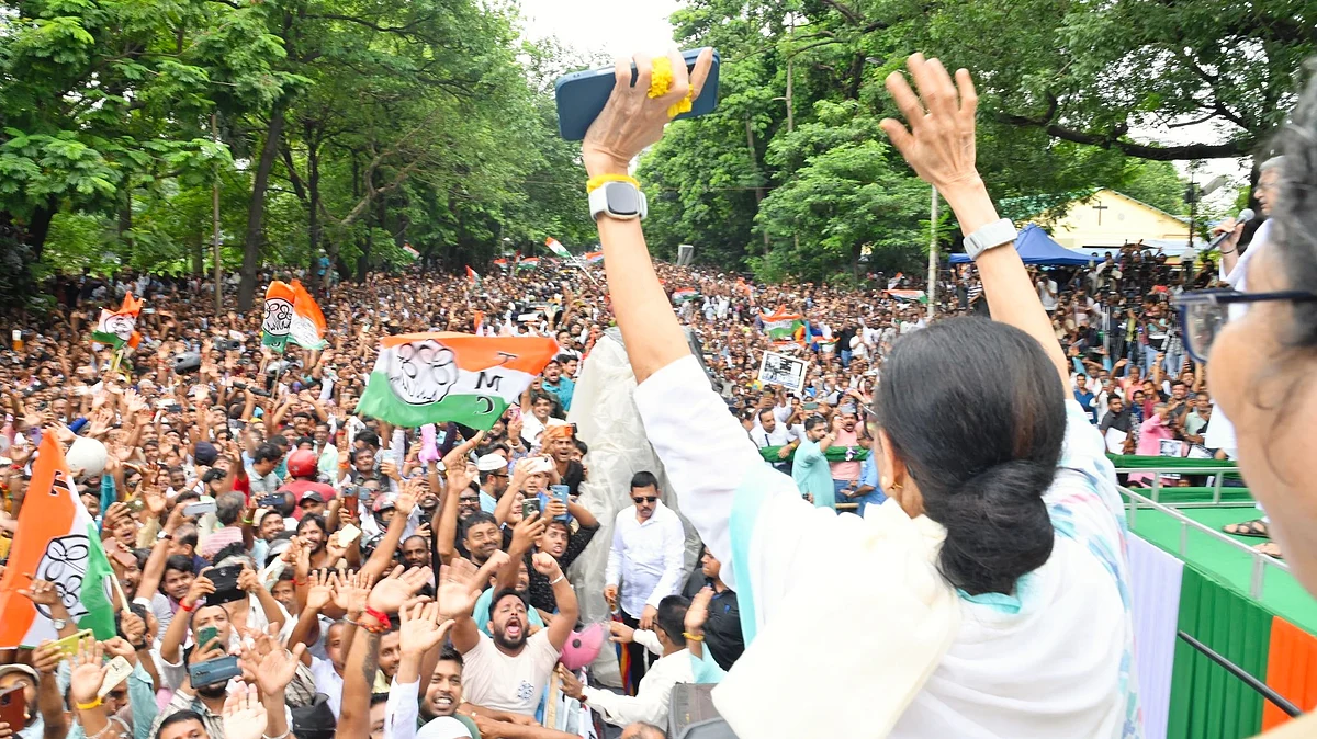 Kolkata: Mamata vows to join CJP protests, says ‘jail better than BJP’