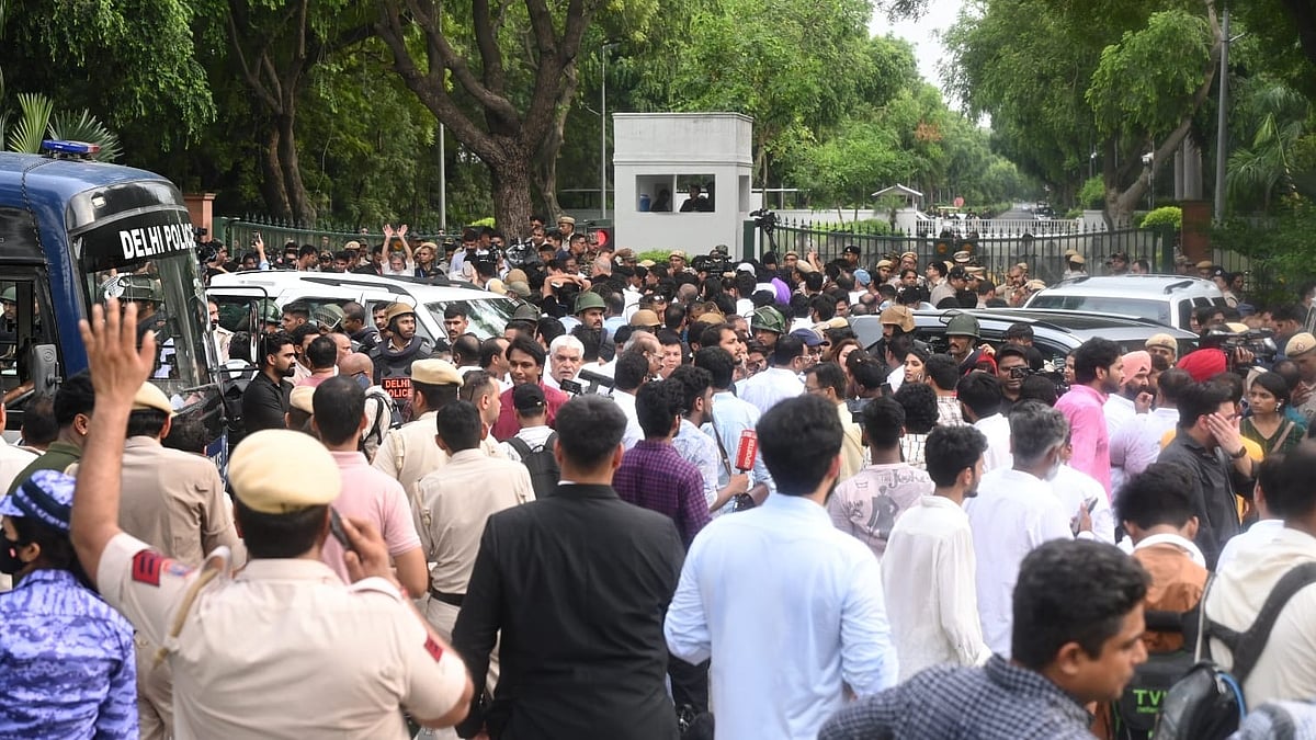 CJP workers stage protest outside PM’s residence in New Delhi.