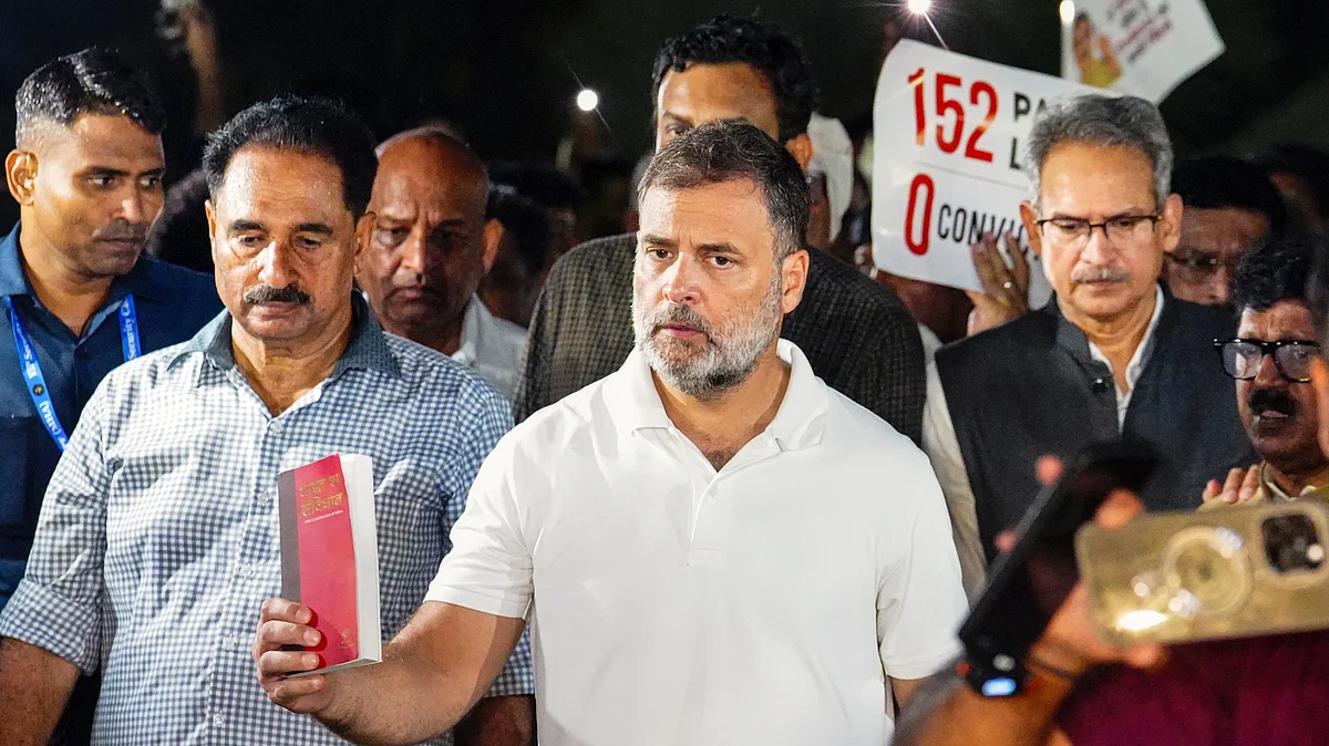 Rahul Gandhi and other Opposition MPs sing the national anthem at Gandhi Smriti, 23 July