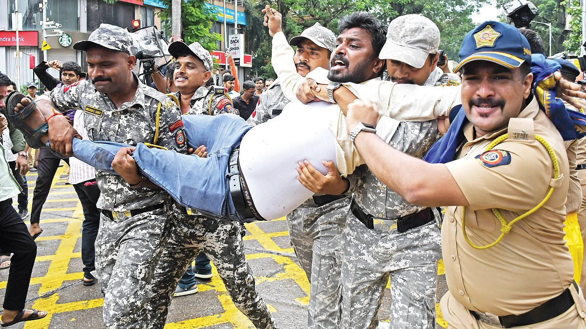 The police in BJP-ruled Maharashtra was no less intolerant of protesters. A scene from Mumbai, 20 July