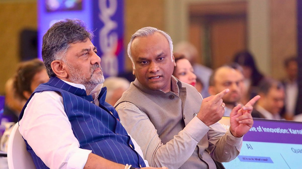 Karnata CM DK Sivakumar (left) and Priyank Kharge in Delhi on 28 July