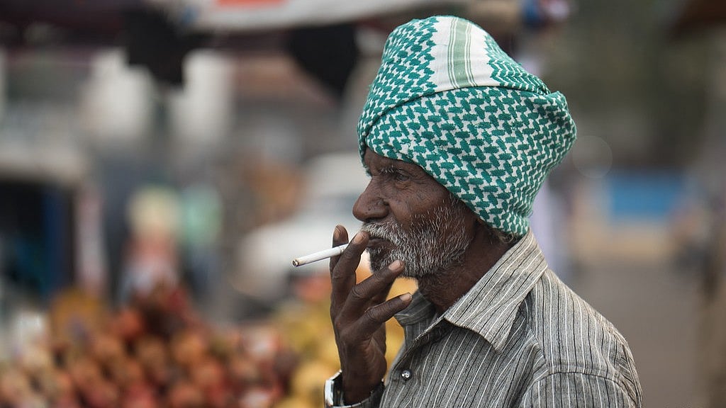 Study sheds light on why some smokers develop cancer while others do not