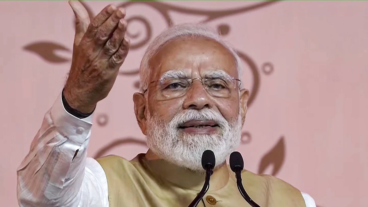 Narendra Modi addresses a gathering in Mysuru.