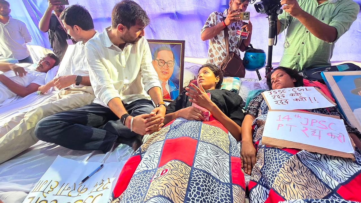 NSUI backs Jharkhand students' hunger strike; govt opens talks