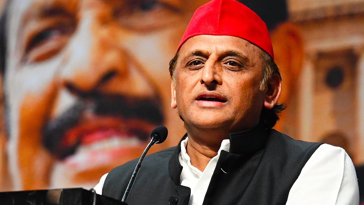 Akhilesh Yadav at MDMK founder Vaiko's book launch in Delhi, 4 August