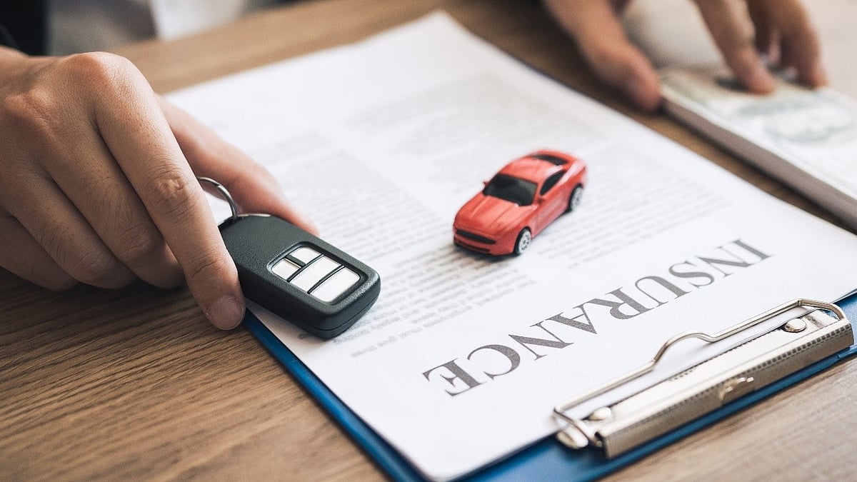 How Comprehensive Car Insurance Helps During Flash Flood Seasons 