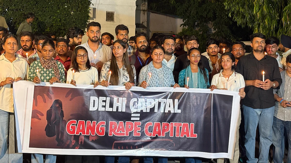 Members of the NSUI held a separate candle-light protest at the Youth Congress office.