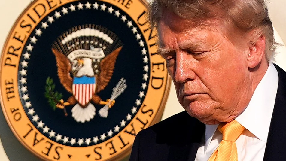 Donald Trump disembarks Air Force One at Morristown Airport.