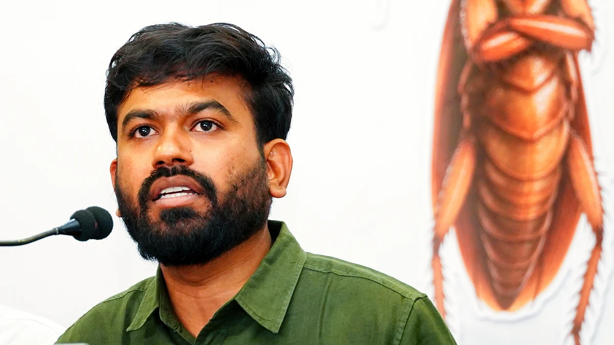 Abhijeet Dipke addresses a press confrence in Nagpur, 16 Sept