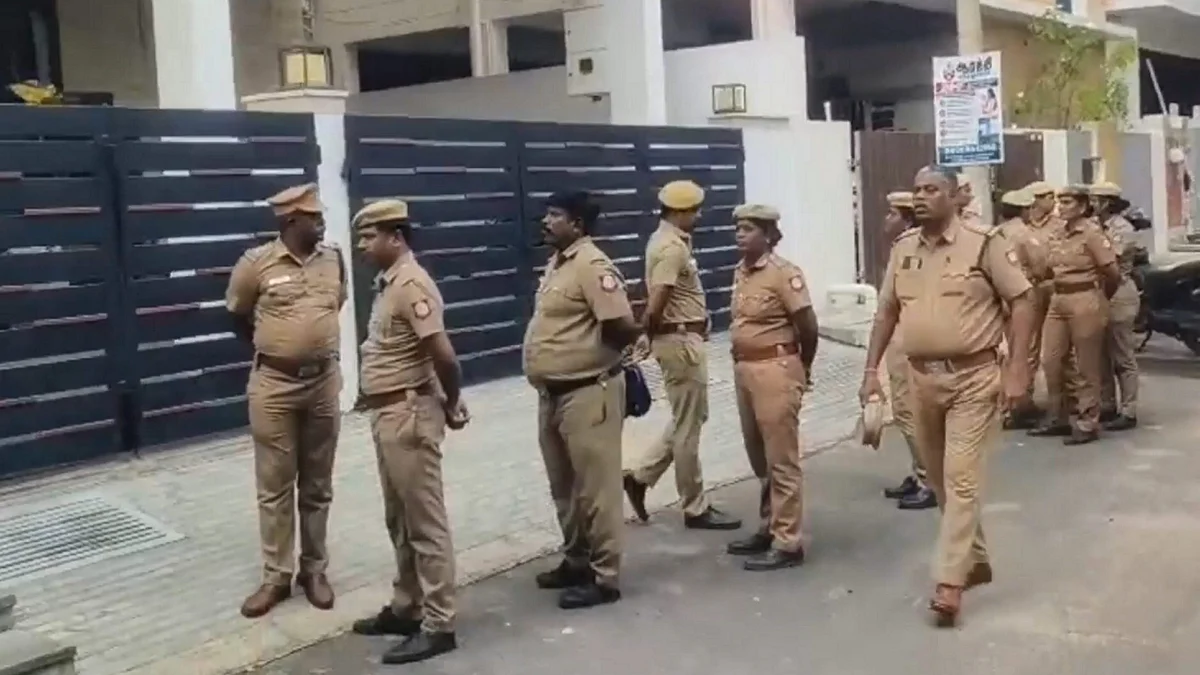 Simultaneous searches were conducted in Chennai and Tiruchirappalli
