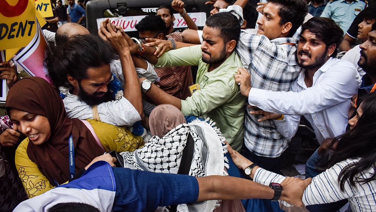 ABVP supporters in a scuffle during campaigning ahead of the DUSU elections, 16 Sep