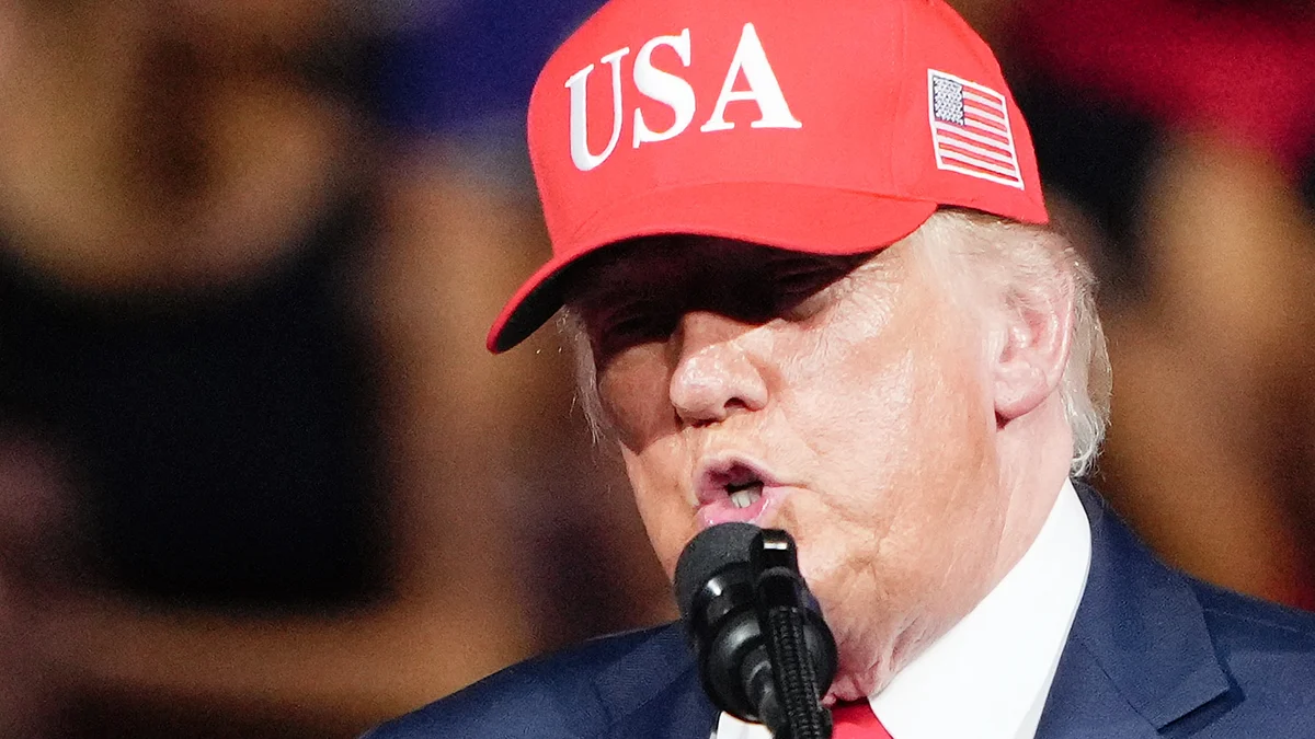 Donald Trump speaks at a campaign rally at Gastonia Municipal Airport, 16 Sep