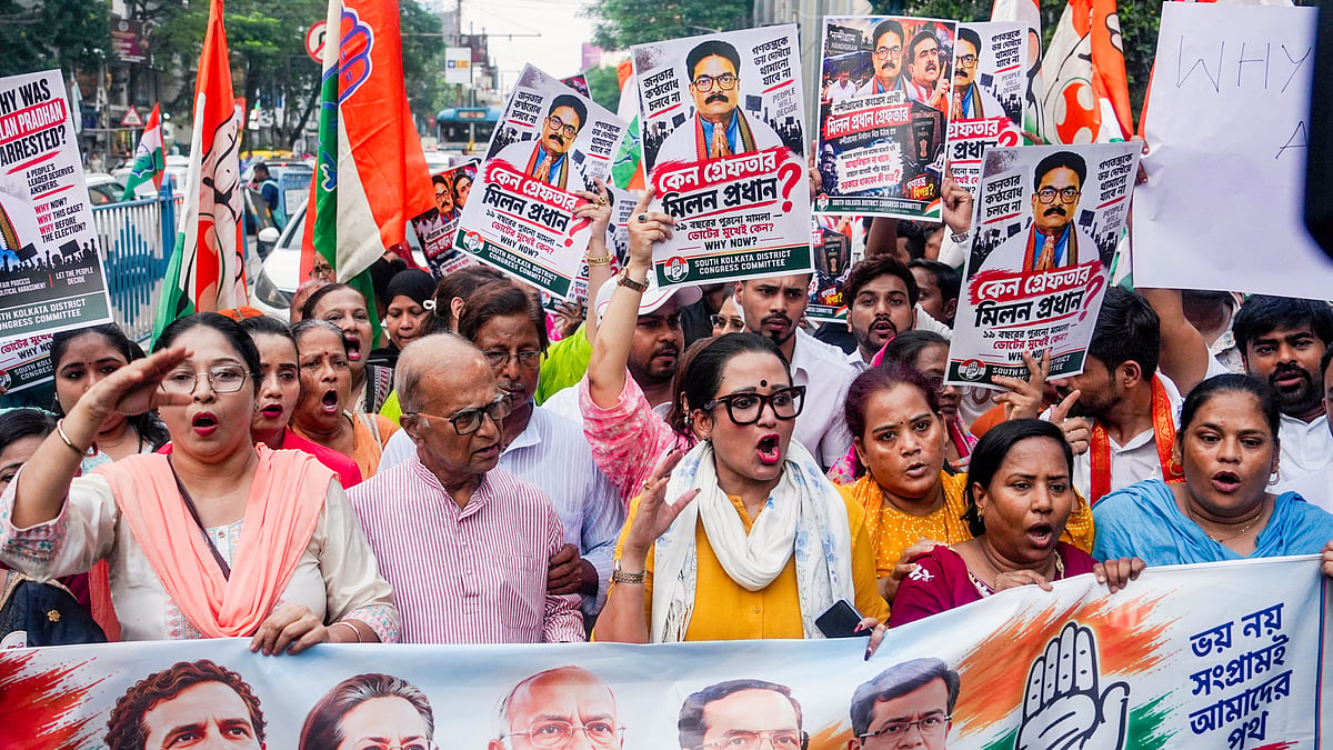 Pradip Bhattacharya lead a protest against the arrest of Milan Pradhan, in Kolkata, 19 Sep