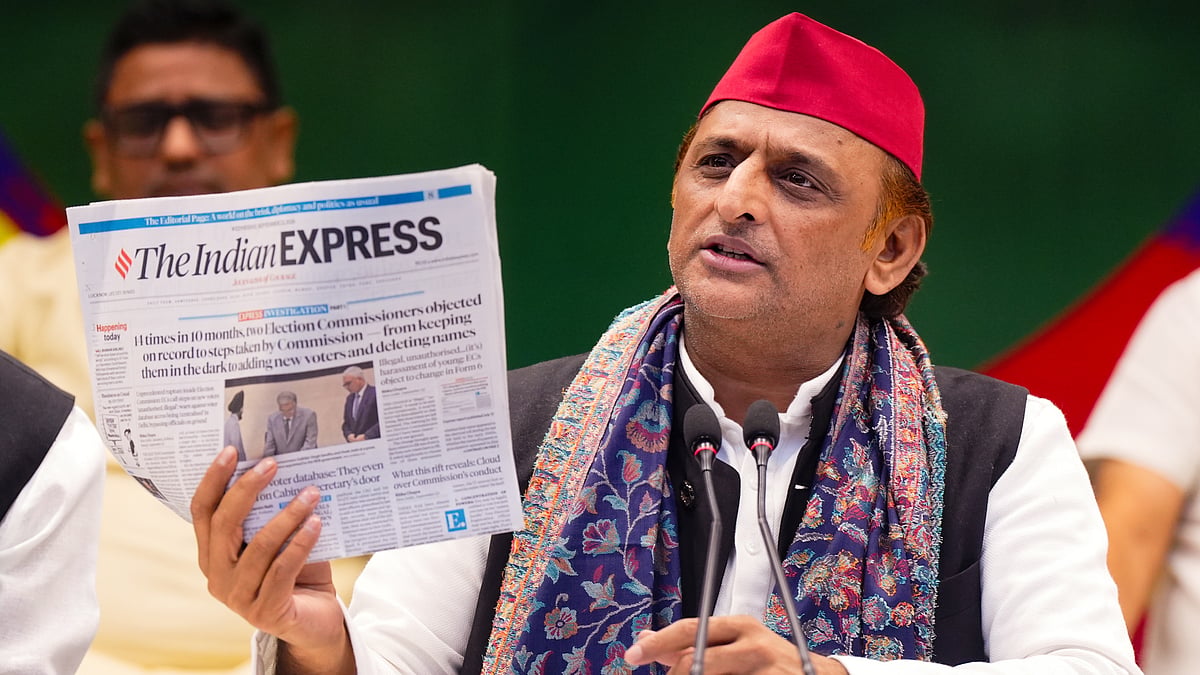 Akhilesh Yadav at the press conference in Lucknow, 23 Sep